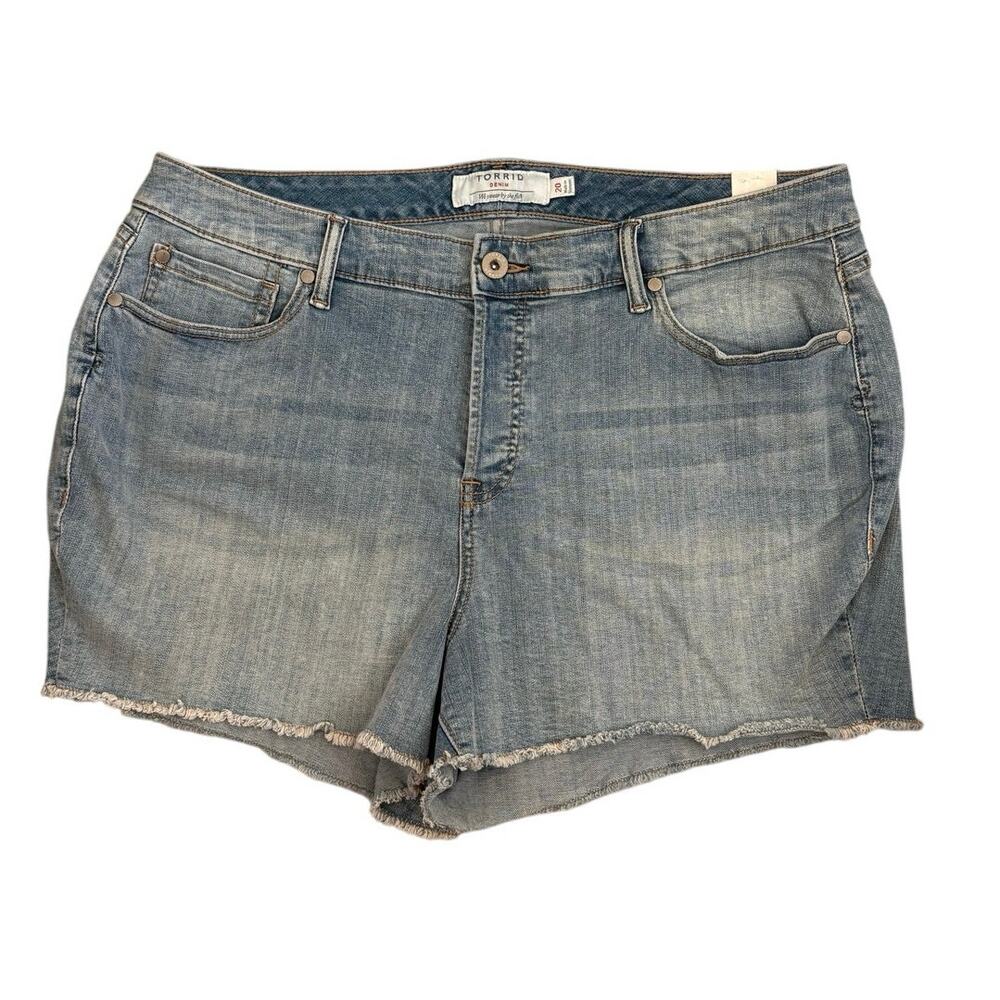 New Torrid Denim Light Wash Shorts Plus Size 20